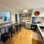 Belle Maison Avec Jardin Expose Plein Sud Proche Centre Ville